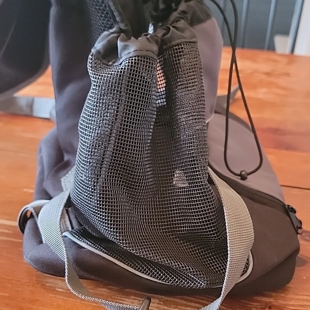 Animal Open Air‎ Backpack Black And Gray